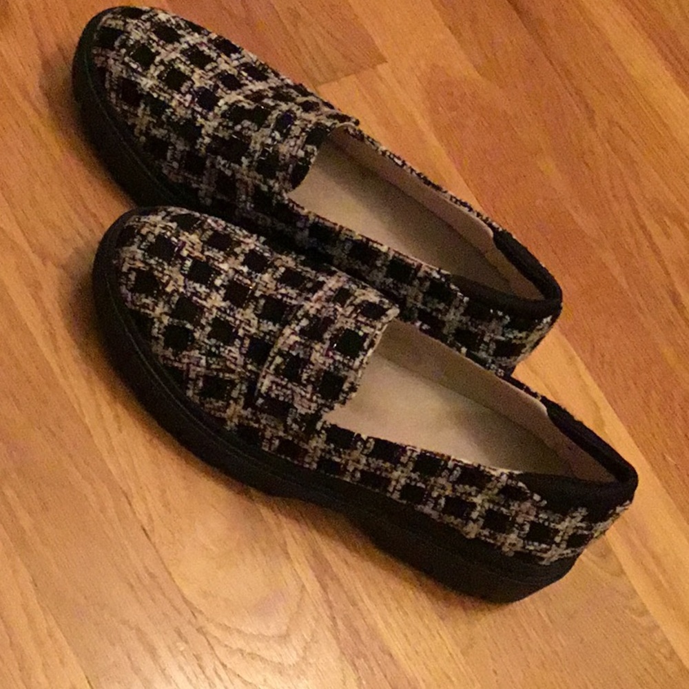 Dr Scholl’s Black & Tan Loafer 9 1/2